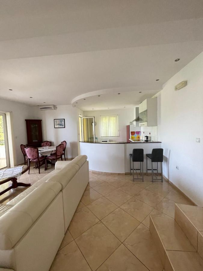 Apartments Rozela Ulcinj Exterior foto